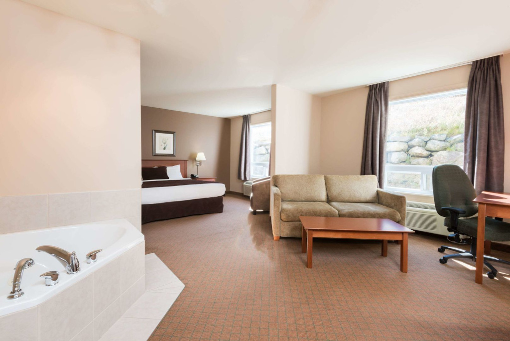 Super 8 by Wyndham Sainte Agathe Des Monts - 5