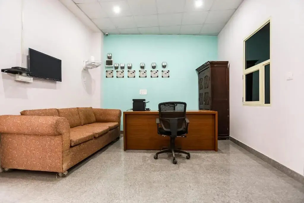 Rbs Hotel by OYO Rooms