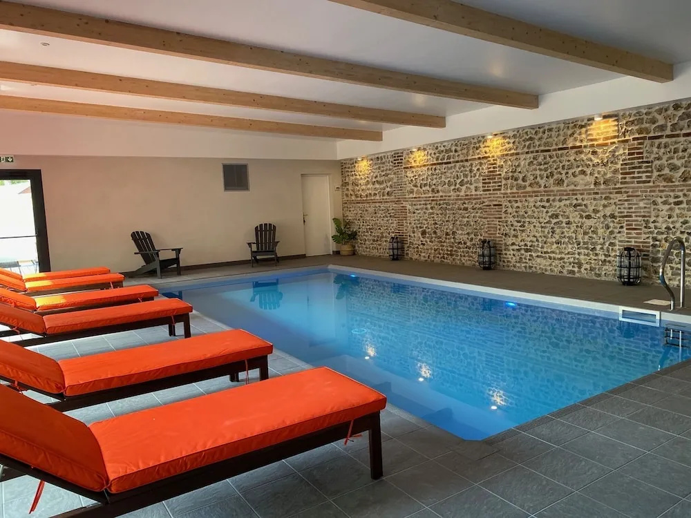 Hotel SPA Piscine le Petit Castel - Général