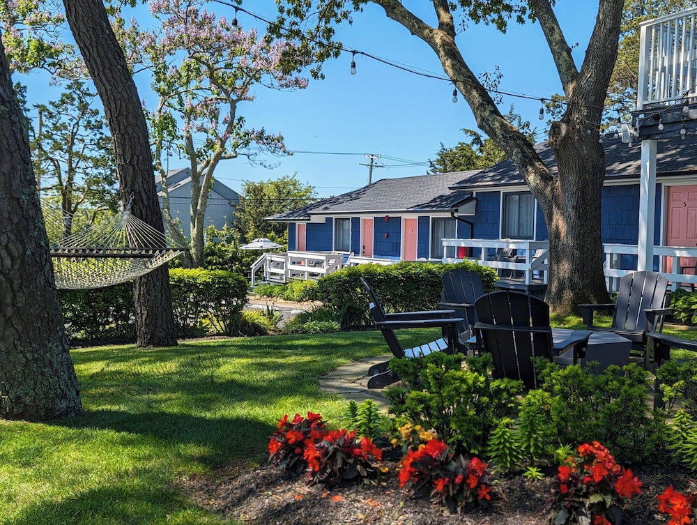 Standard Double room with partial sea view (full double bed)