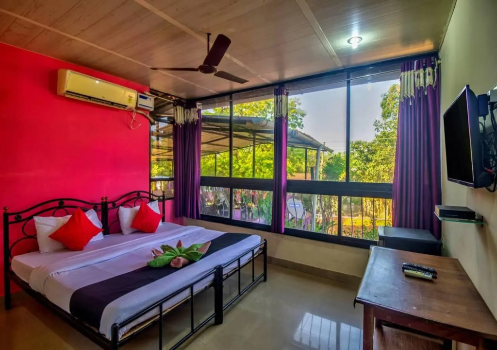 Deluxe room with garden view