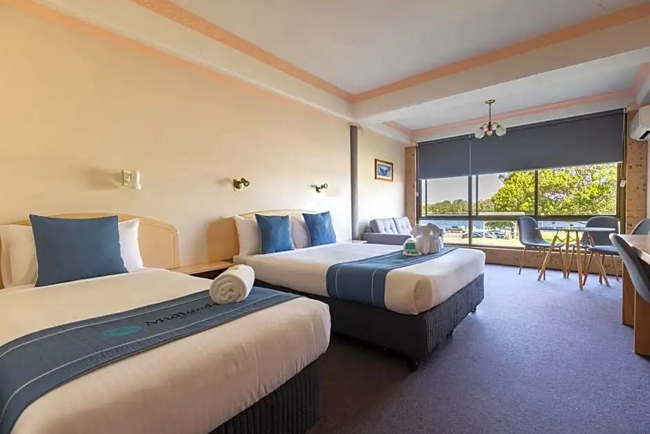 Deluxe room with river view