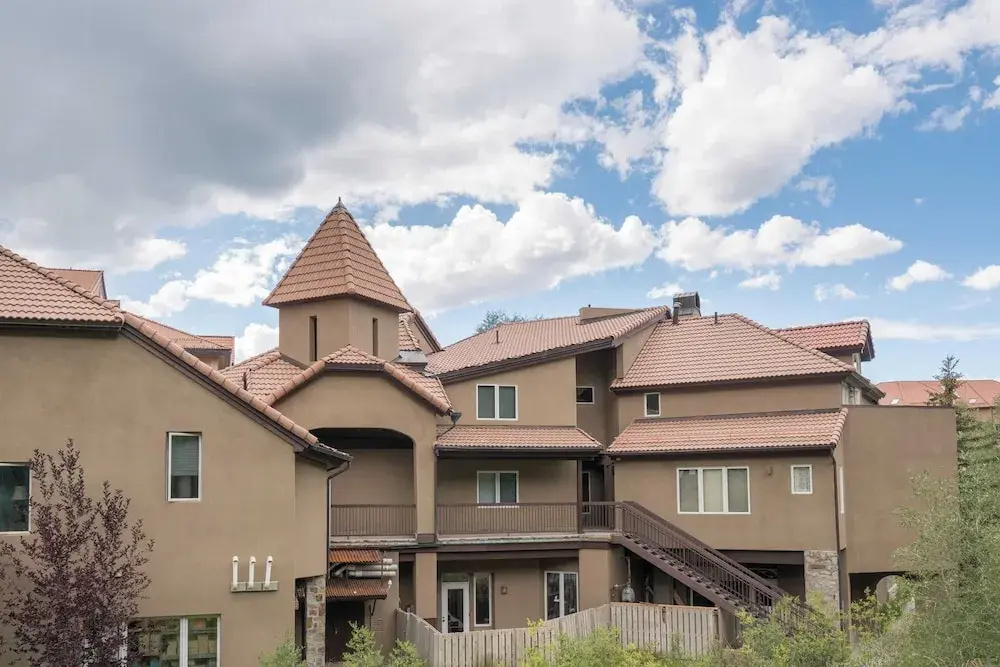 Le Chamonix I by Avantstay Condo w/ Views in Great Location