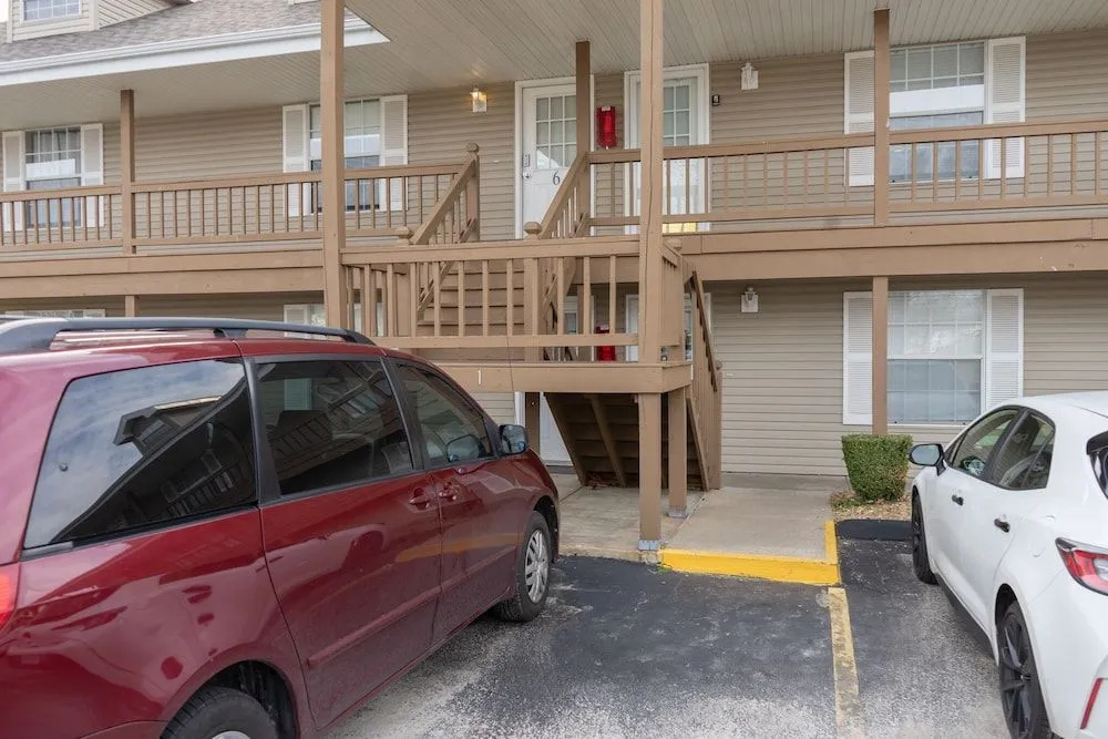 Green Meadow Getaway 2 Bedroom Condo