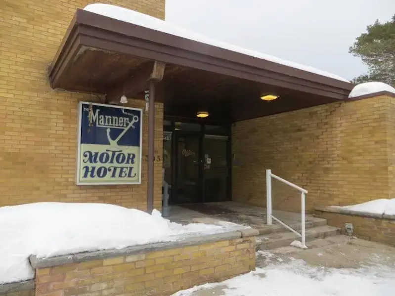 The Mariner Motor Hotel