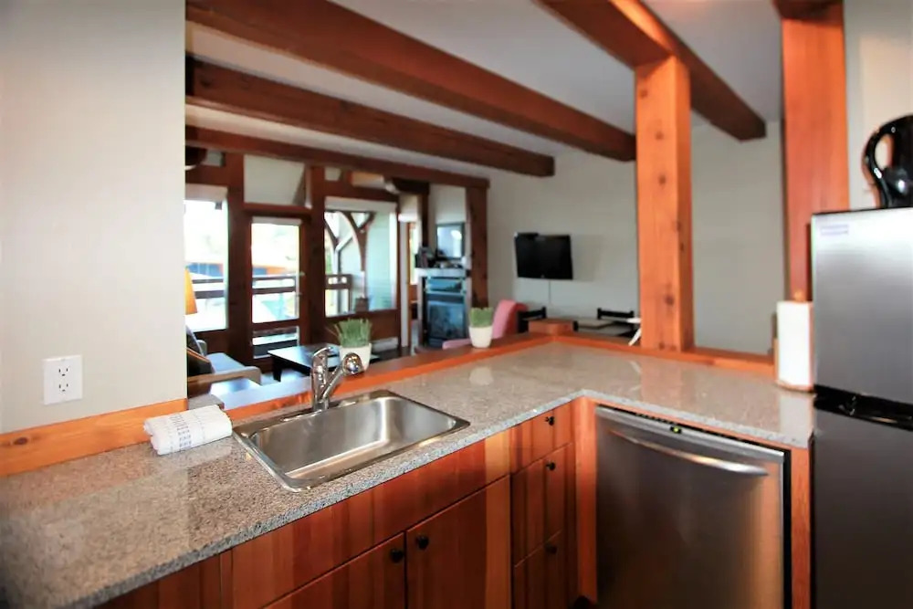 Whiskey Landing by null