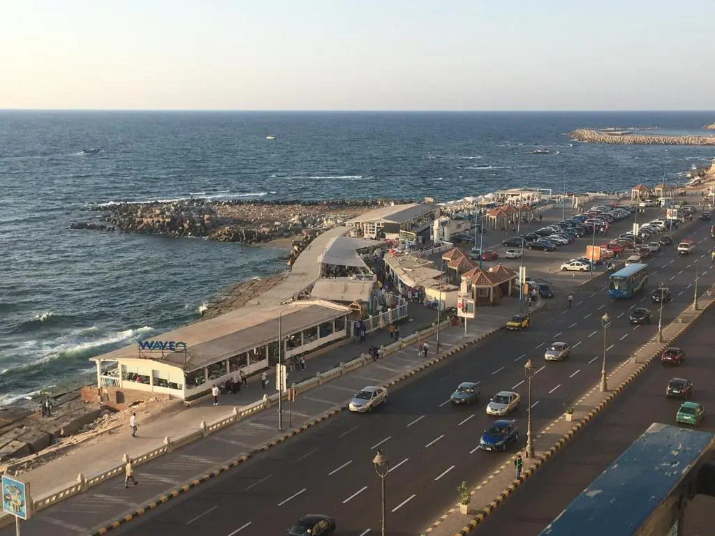 sporting sea view two bedroom appartement