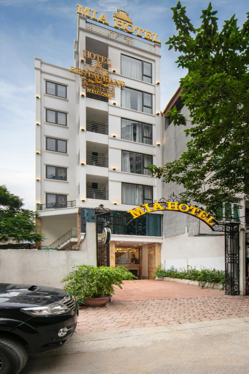 Mia Hotel