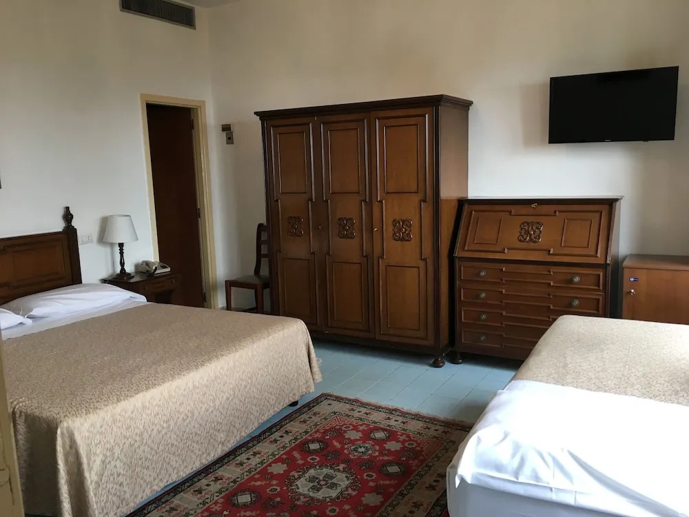 Hotel Mediterranee - Chambres