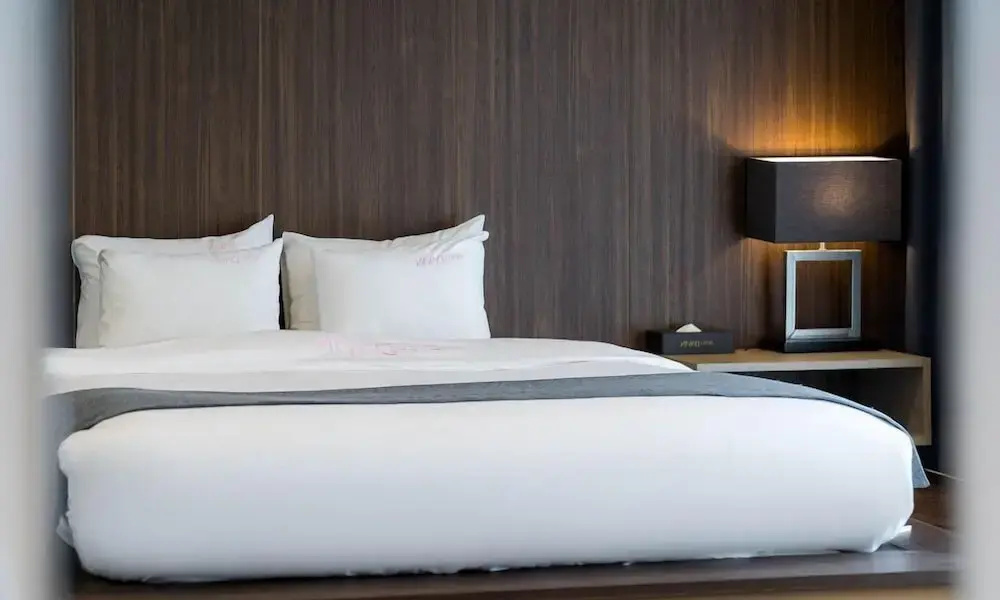 Premium Double room (full double bed)
