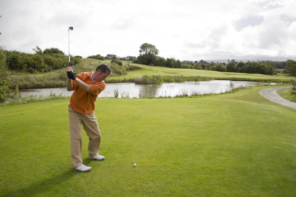 East Clare Golf Village - Général