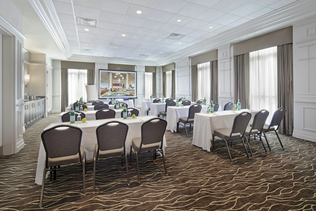 Hilton Garden Inn Montreal Airport - Général
