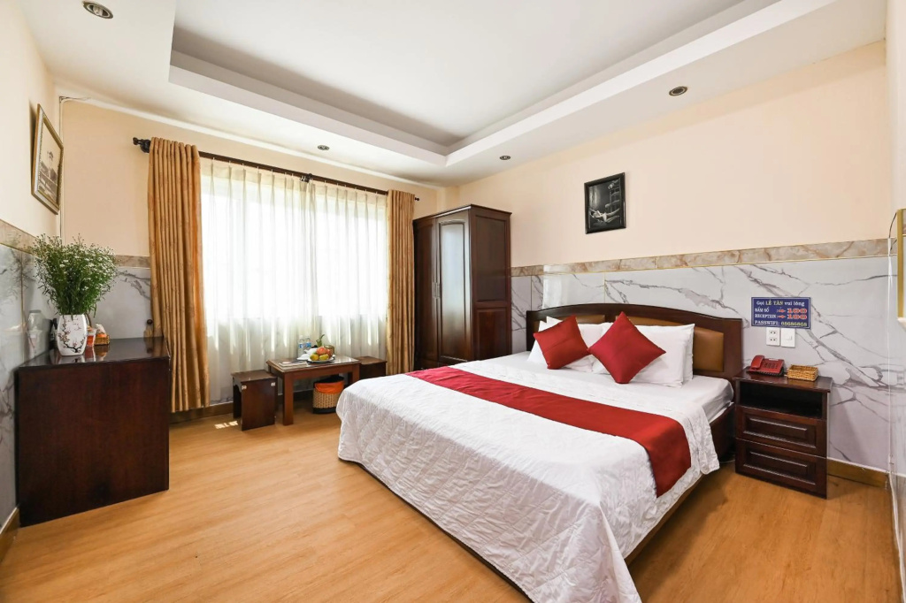 Duc Minh Hotel — 4