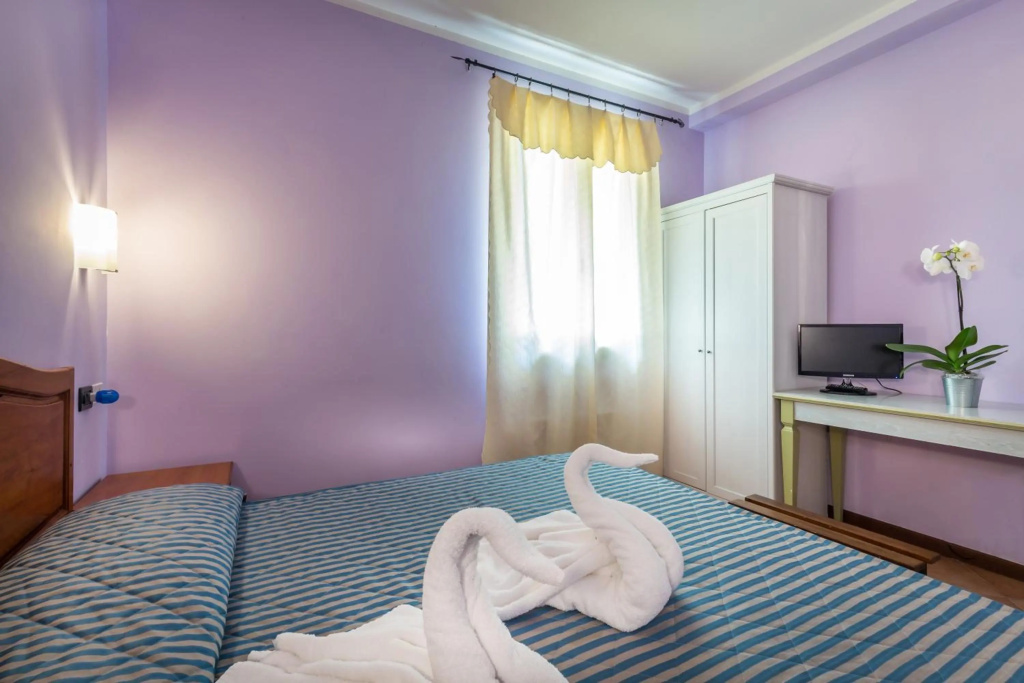 Hotel Real — 5
