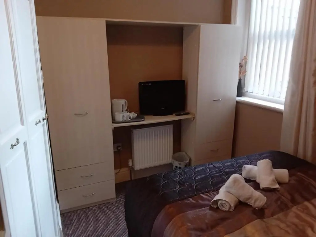 Standard Double room (full double bed)