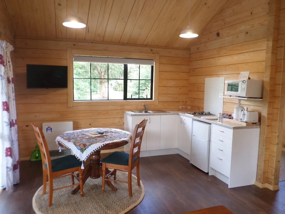 Double Chalet (full double bed)