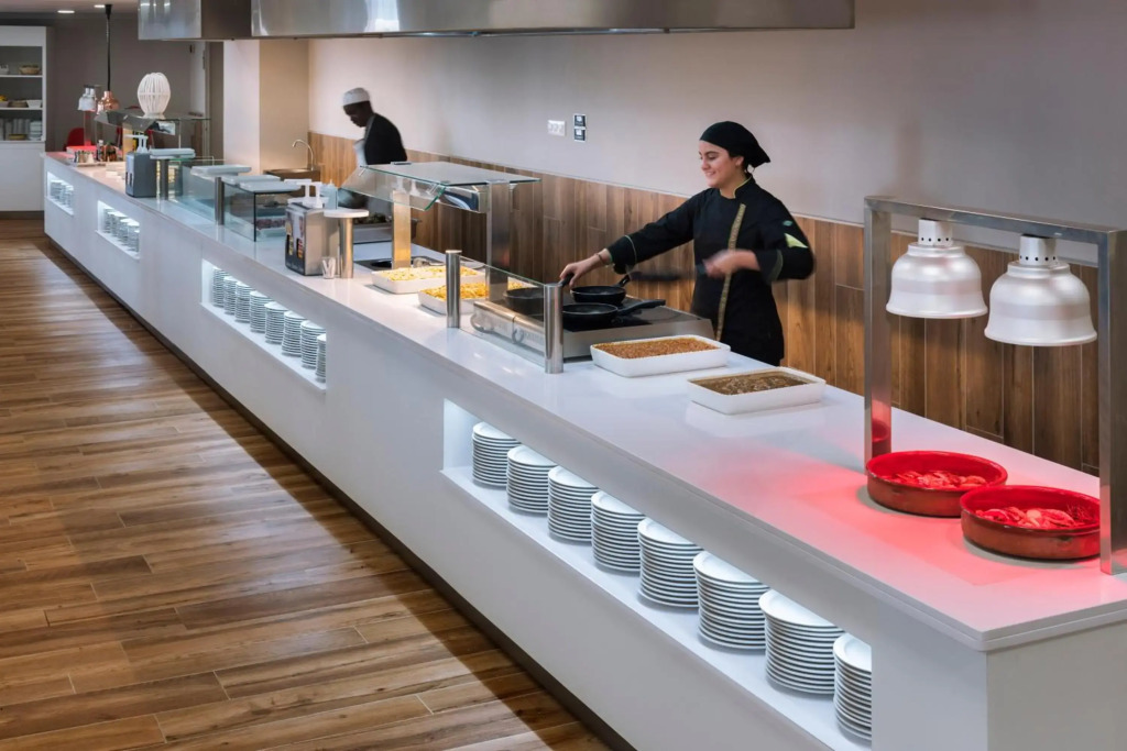 Hotel Oasis Park Splash photo 39