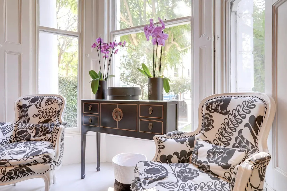 Stylish Kensington Living