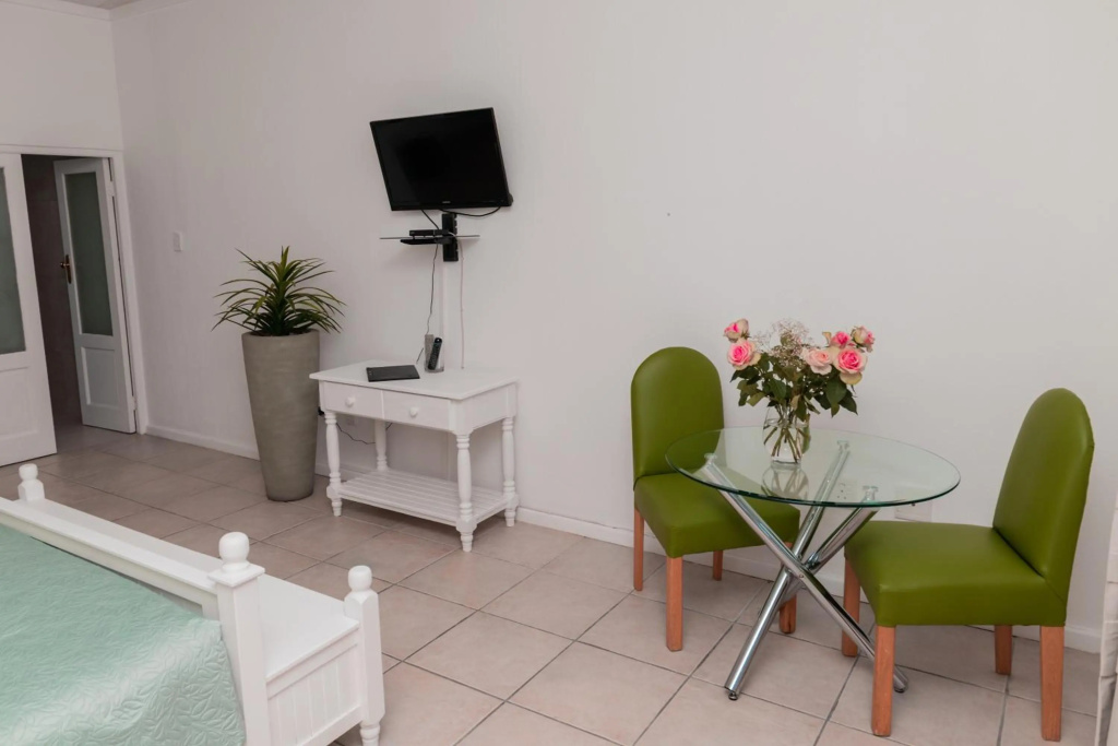 Paternoster Lodge — 4