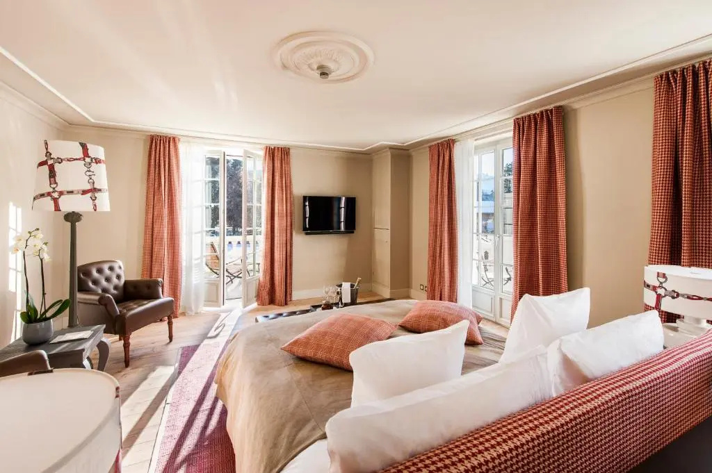 Standard Double room with balcony and with mountain view (full double bed)