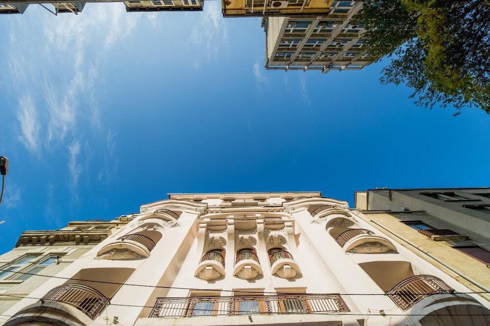 Hotel Carpați by null