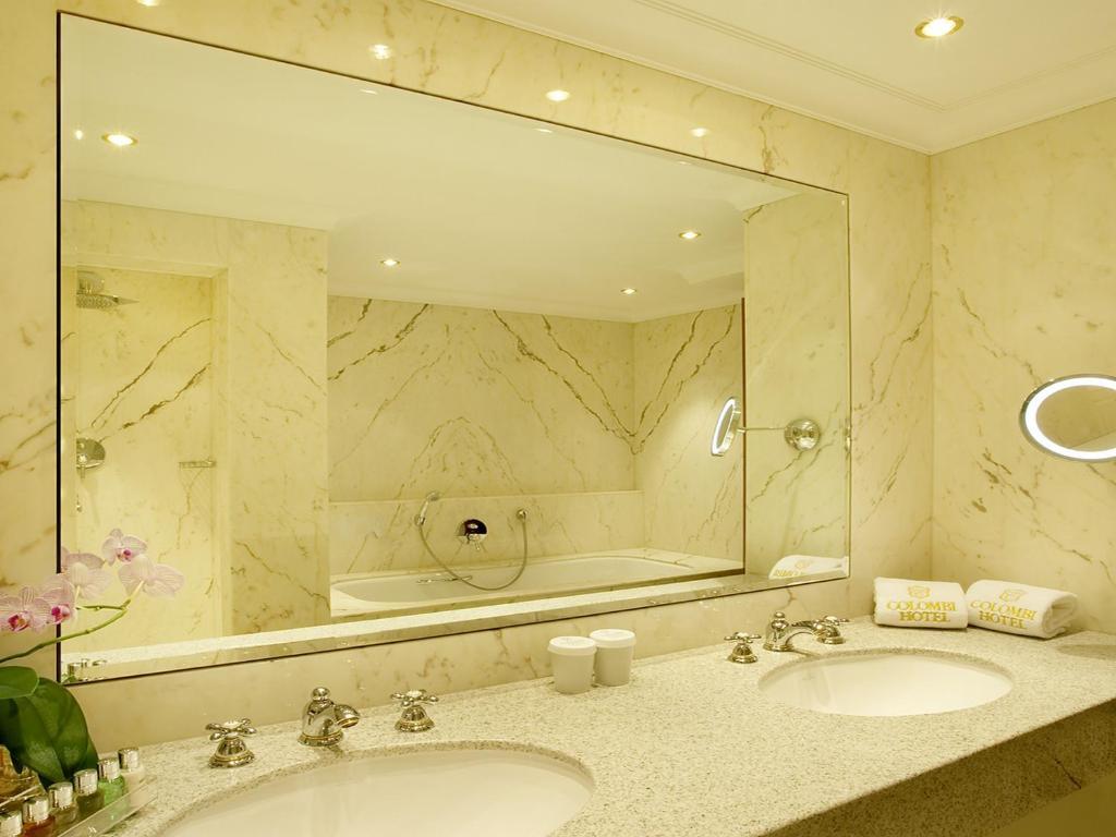 Colombi Hotel by null