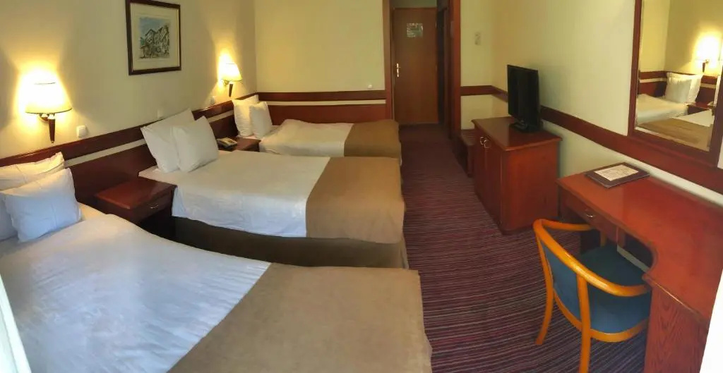 Metropol Hotel - Chambres