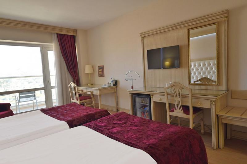 Ege Palas Business Hotel - Chambres
