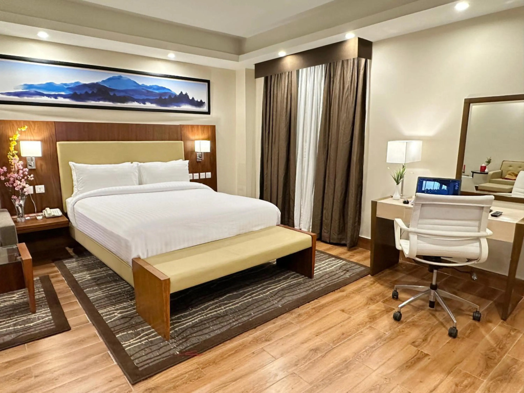 Avari Xpress Gilgit — 3