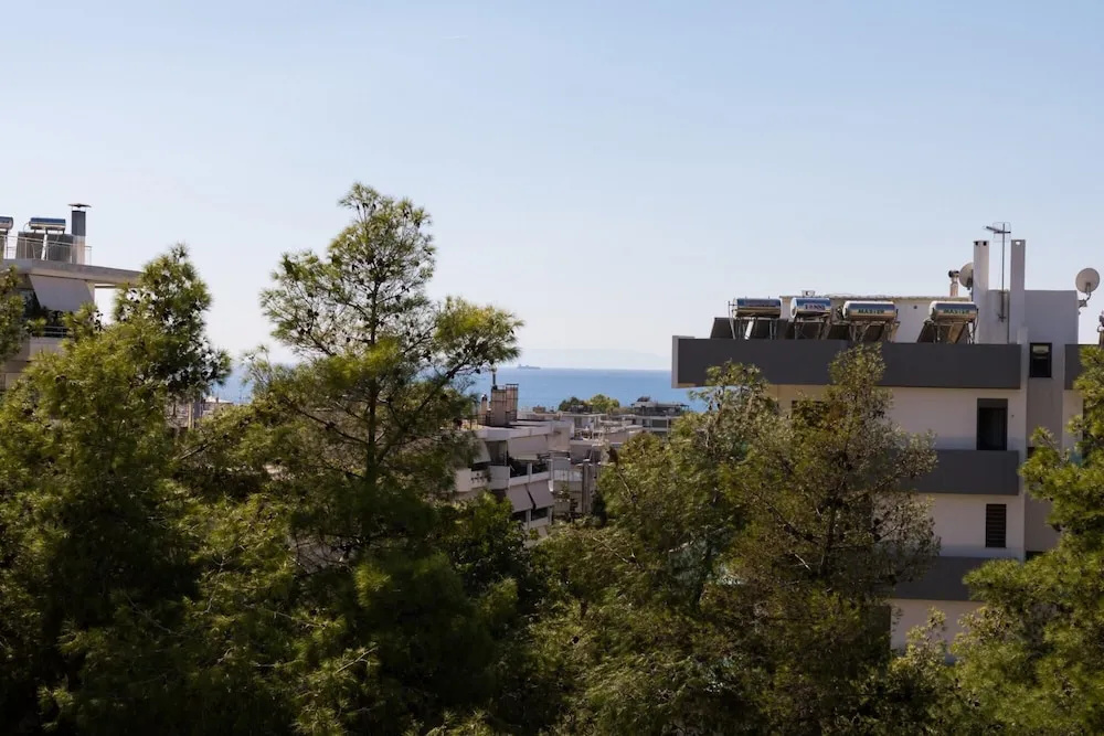 Amazing 2 Bdrm Sea View Holiday Apt - Renovate 2026