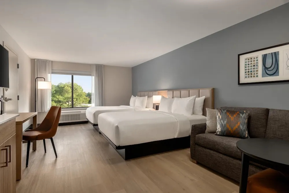 Hyatt Studios Chesapeake — 4