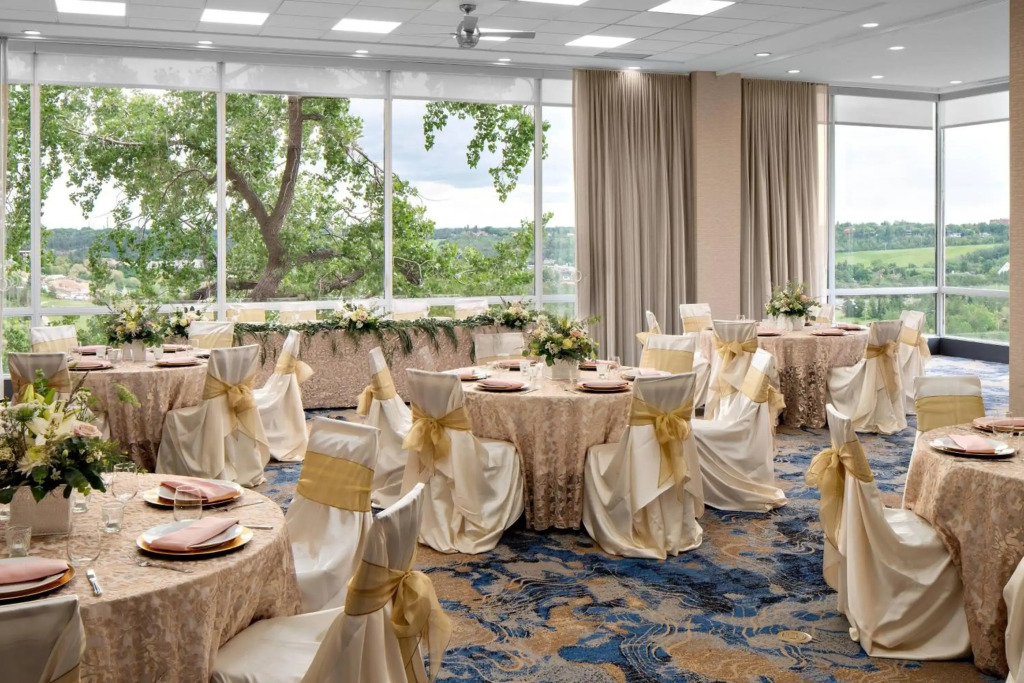 Courtyard by Marriott Edmonton Downtown - фото 25