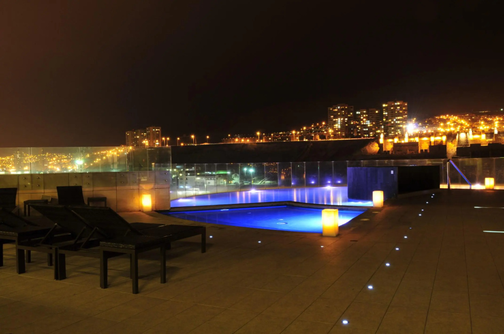 Beach & Waterfront