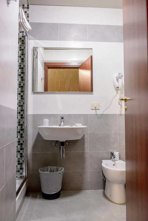 Hotel Emmaus 13