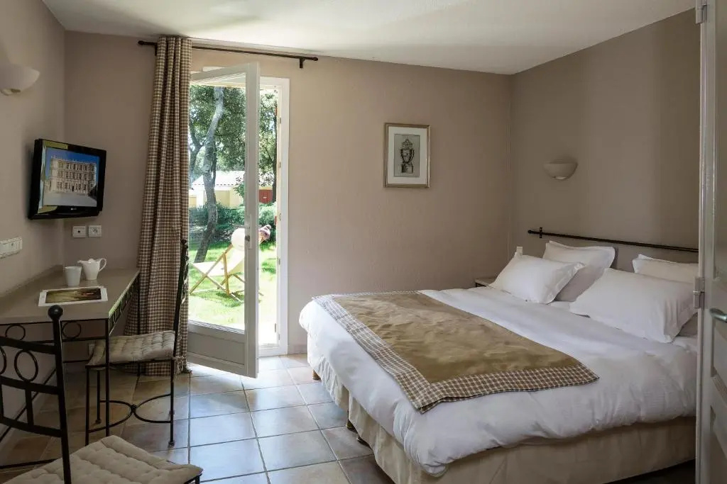 Standard Double Basement room (full double bed)