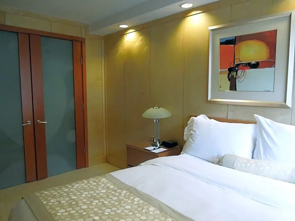 The Eldon Luxury Suites - Chambres