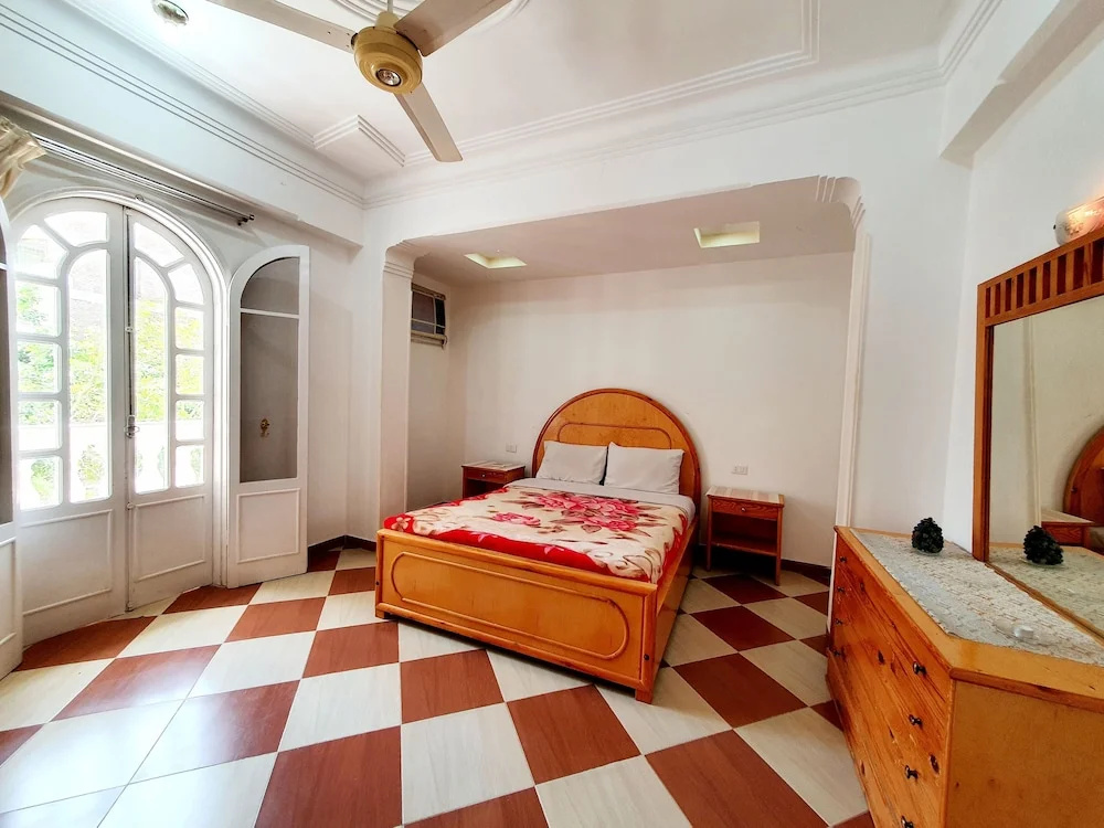 2 Bedrooms Apartment with river view