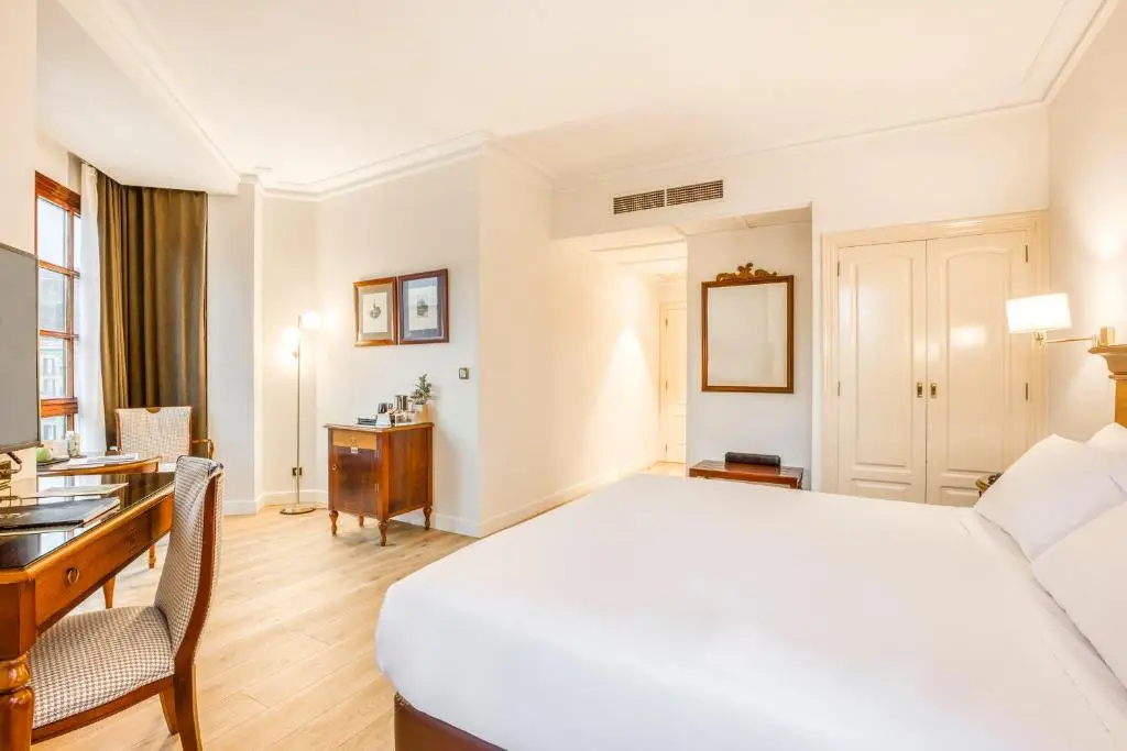 Sercotel Arenal Bilbao - Chambres