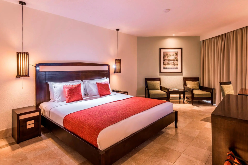 Warwick Deluxe room