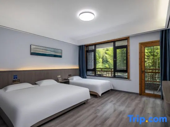 Standard Family room with balcony