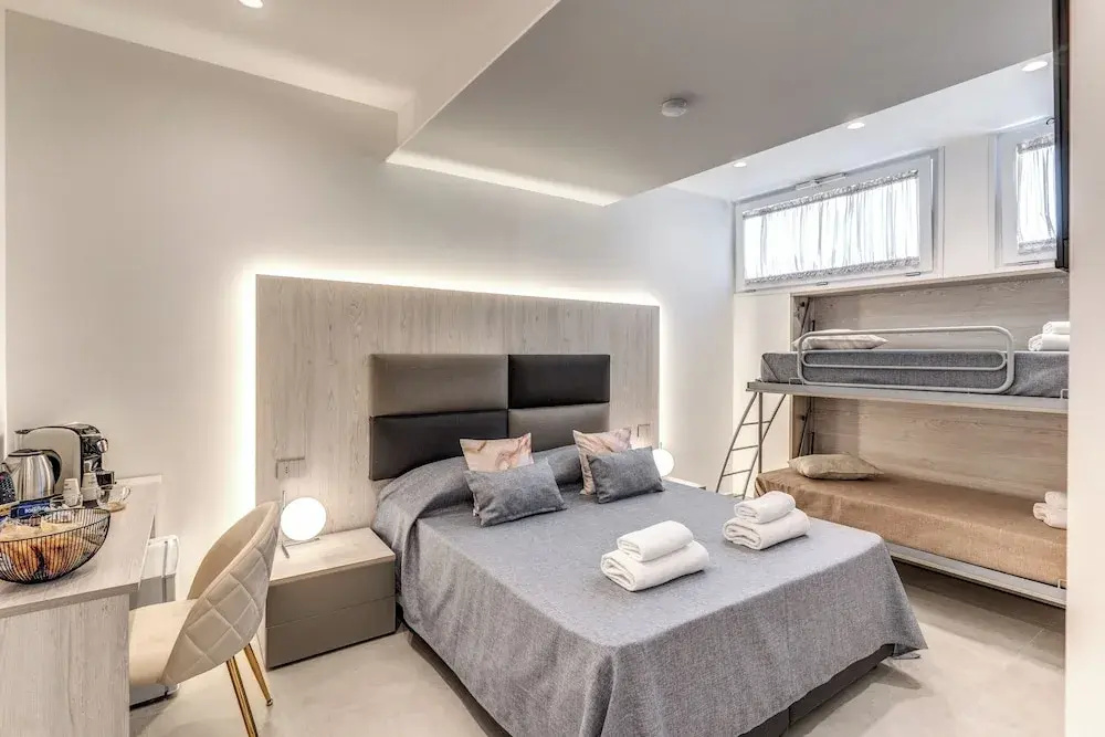 Standard Quadruple room
