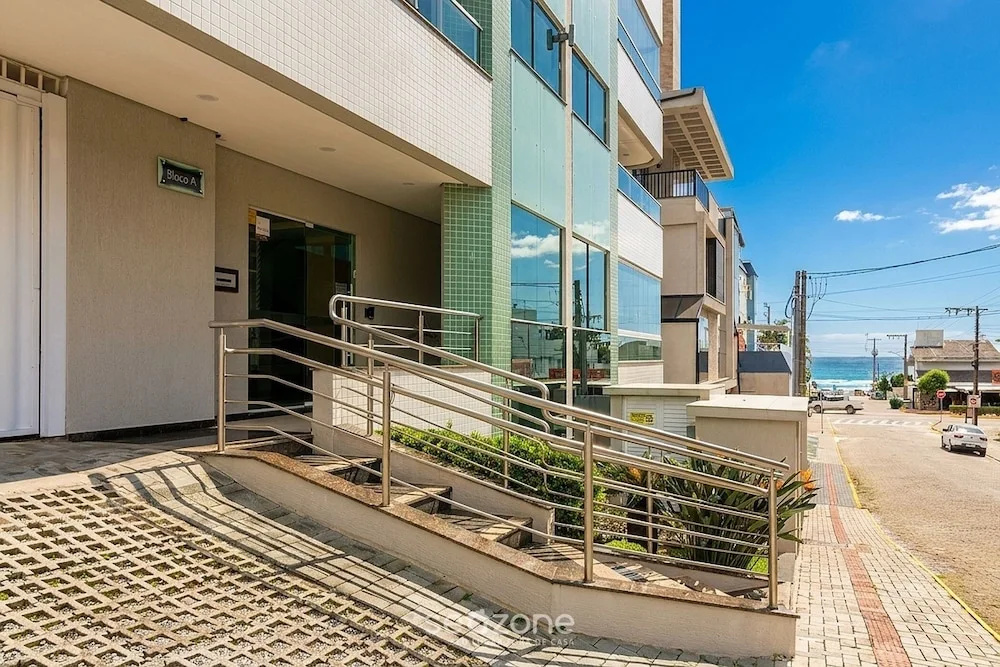 Apt. w/ AC in Trindade, Floripa Tst001
