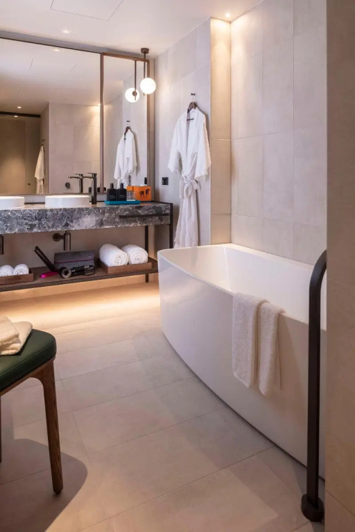 2 Bedrooms Executive Club Suite