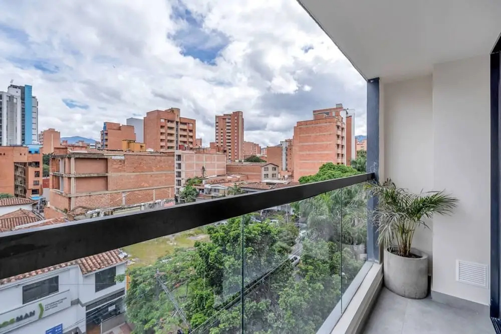 Housy Laureles - 501