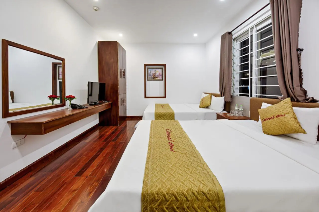 Standard Triple room
