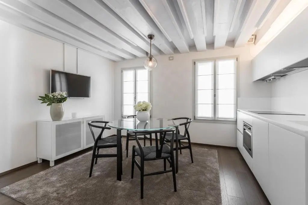 Superior Apartment with canal view