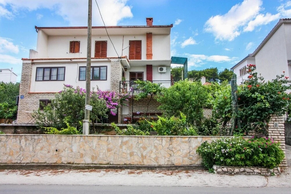 Žana - Close to Beach - A1 Veliki