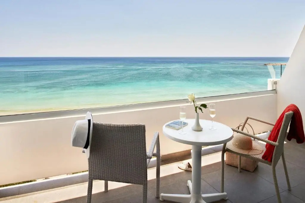 Grecian Bay Hotel - Chambres