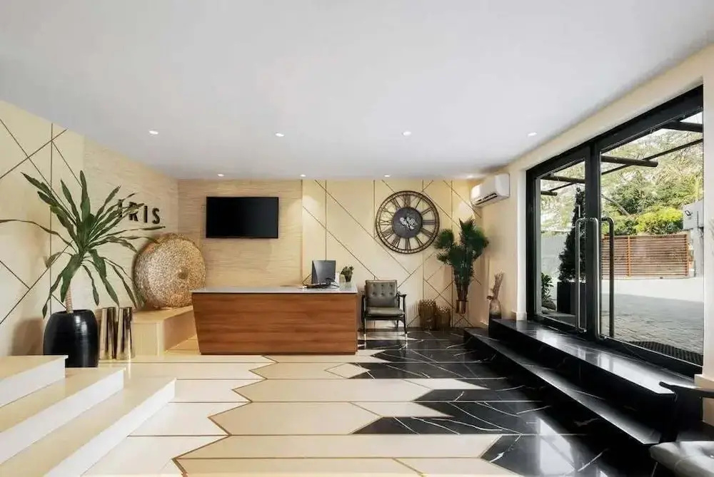 Hotel photo 2