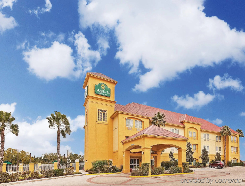 La Quinta Inn & Suites by Wyndham Corpus Christi Northwest